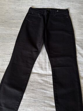 Banana Republic Women’s Skinny Jeans in Black